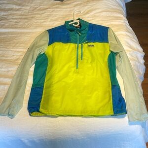 Men’s Patagonia Houdini 1/2 zip size Small